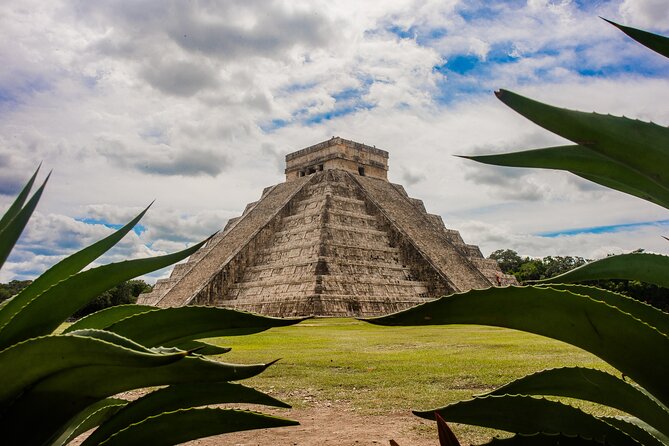 Chichen Itza, Cenote and Valladolid Small Group Day Trip - The long ride from Tulum