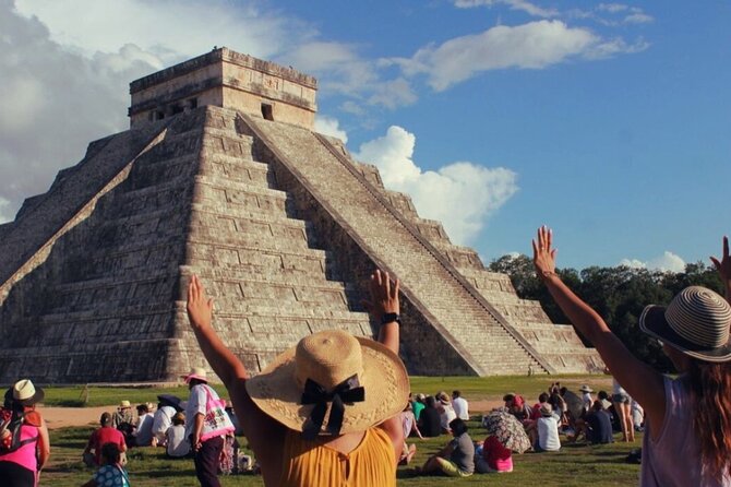 Chichen Itza, Cenote & Valladolid Tour with Lunch - Lunch and tequila tasting help break up the road time