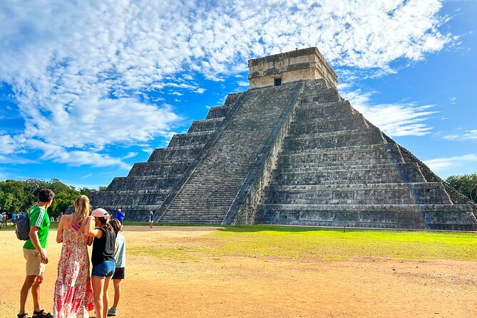 Chichen Itza Early Access All Inclusive: Hotel Pick up & All Fees - Leaving Cancun before sunrise