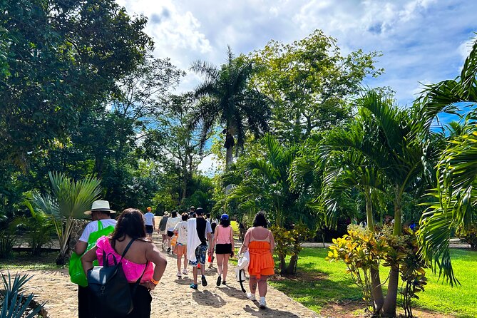 Chichen Itza Early Access Private Tour with Buffet Lunch - What the $448 price really buys