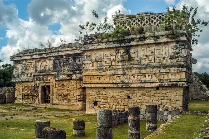 Chichen Itza: Self-Guided Tour with Audio Narration & Map - Stops 7 and 12: El Caracol, the circular observatory