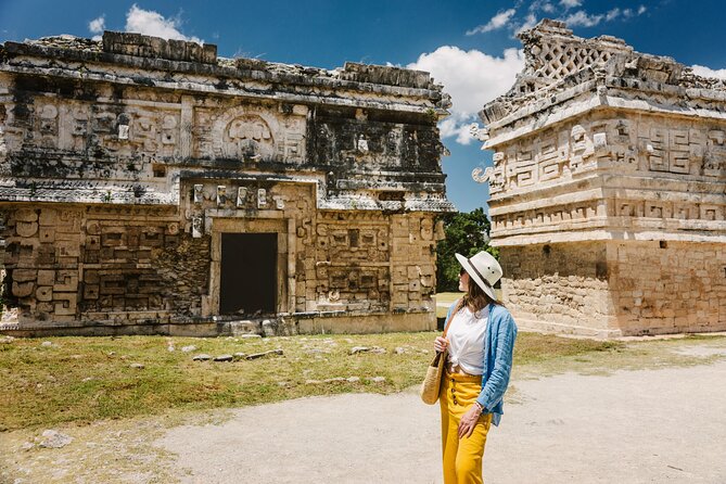 Chichen Itza: Self-Guided Tour with Audio Narration & Map - Stop 1: The handicraft market and finding your start