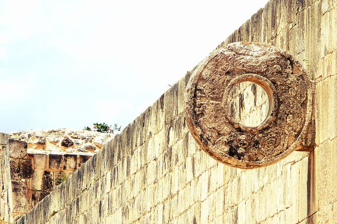 Chichen Itza, Suytun and Ik-Kil Cenote - Shared buses, pickup and the return journey