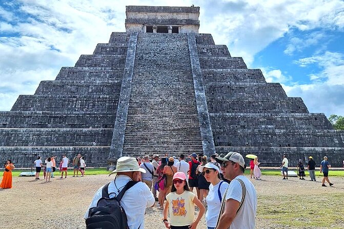 Chichen Itza : Walking Tour with Expert Guide and Skip-the-Line Access! - Why a guide helps at Chichen Itza
