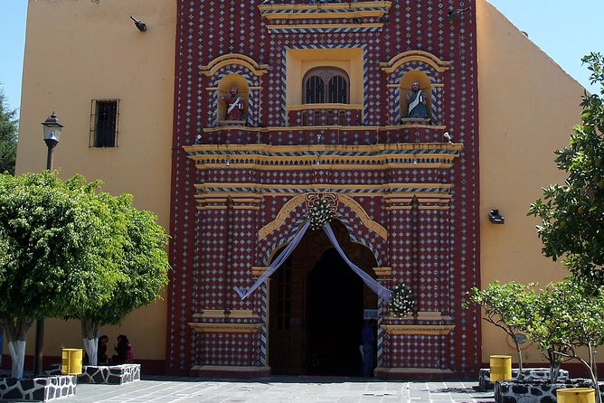 Cholula tour from Puebla - Santa Maria Tonantzintla, the surprise first stop