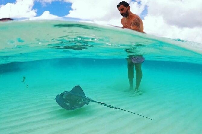Cielito Cozumel: Mexican Caribbean Snorkeling Tour - Food on board: a snack, not a full lunch