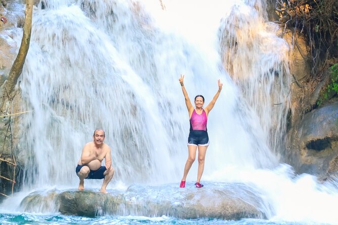 "Copalitilla" Waterfalls from Huatulco - Swimming beneath the falls