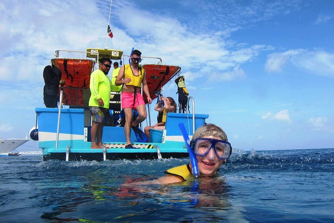 Cozumel Coral Reef Snorkeling by Glass Bottom Boat with Guide - Stop one: Villa Blanca Wall