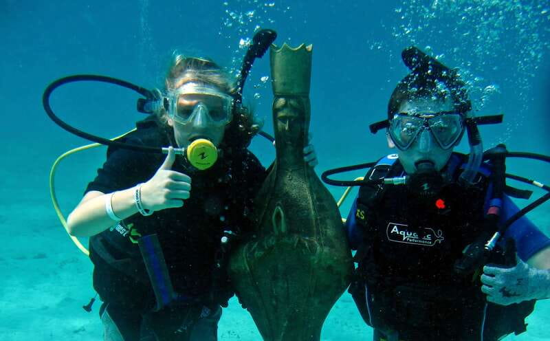 Cozumel: One Tank Scuba Dive and Full Chankanaab Park Access - The pre-water briefing and equipment lesson