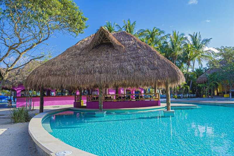Cozumel Private Beach Pass: All Inclusive Beach Day - Getting there from the cruise docks