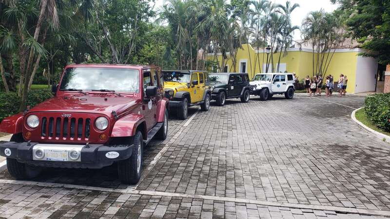 Cozumel Private Jeep Tour with Lunch and Snorkeling - How flexible is the private itinerary?