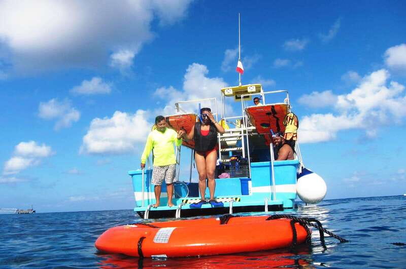 Cozumel: VIP Glass Bottom Boat & Snorkeling 3 Reefs Tour - Equipment, drinks, and what to pack
