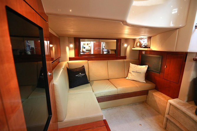 Deluxe Private Boats - 40 ft Sea Ray - What the cost represents