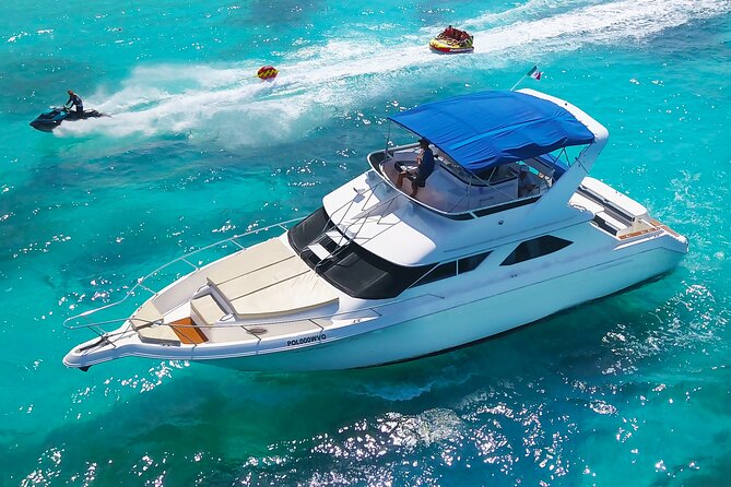Deluxe Yacht 48FT with FlyBrige Rental in Cancun - From Nichupte Lagoon to the Caribbean Sea