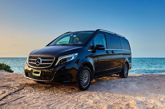 Departure from Akumal to Cancun International Airport. Private Service - The Bottom Line for Your Airport Day