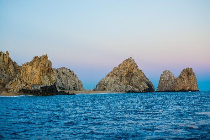 Dinner Cruise Tour in Cabo San Lucas with Tequila Tasting - Tequila tasting and downtown shopping