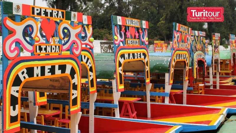 Discover Xochimilco and Coyoacán: Tradition, Music, Culture - Why Xochimilco is the heart of the day