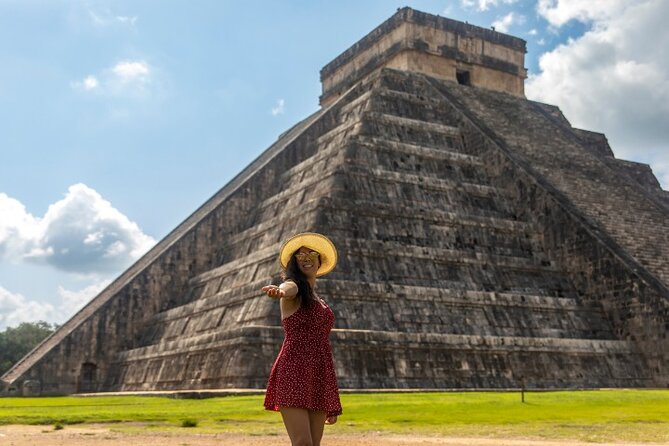Early morning Chichen Itza Tour: Cenote and Tequila Tasting - The Early Start and the Long Road East