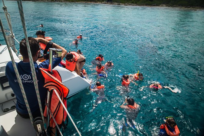El Cielo Cozumel Snorkel tour by Catamaran - El Cielo’s starfish and shallow-water swimming