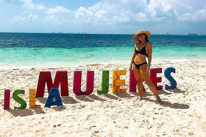 Exciting Catamaran Tour to Isla Mujeres, from Cancún! - Snorkeling in the Cancun waters