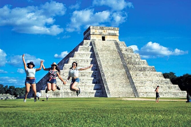 Exclusive Tour to Chichen Itza, 2 different Cenotes & Valladolid for 1 price! - Cenote Ik Kil is the best water stop