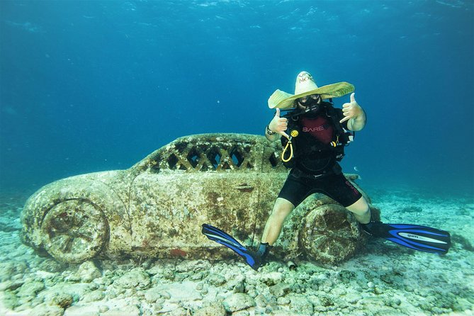 For certified Divers Experience the Under Water Museum and the Manchones Reef - Why the museum and reef make a good pair