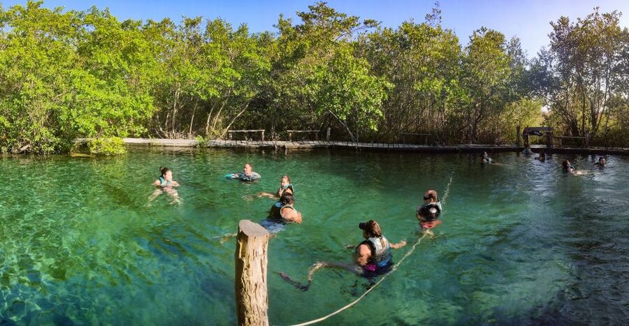 From Cancun or Puerto Morelos: Holbox Boat Tour with Lunch - Reaching Isla Pasión by small boat