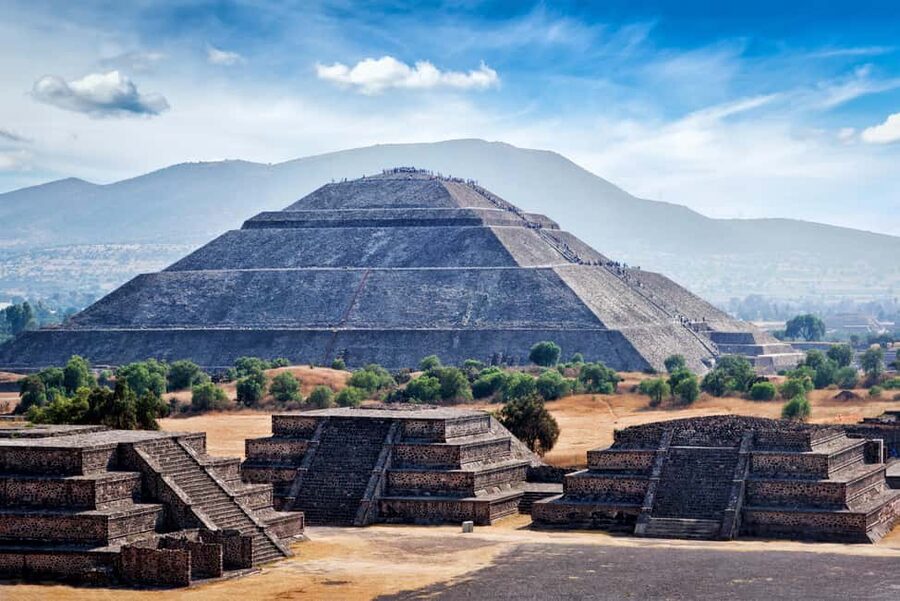 From Mexico City: Expedition to Teotihuacan, Tlatelolco, and Basilica of Guadalupe - Tlatelolco gives the morning a serious start