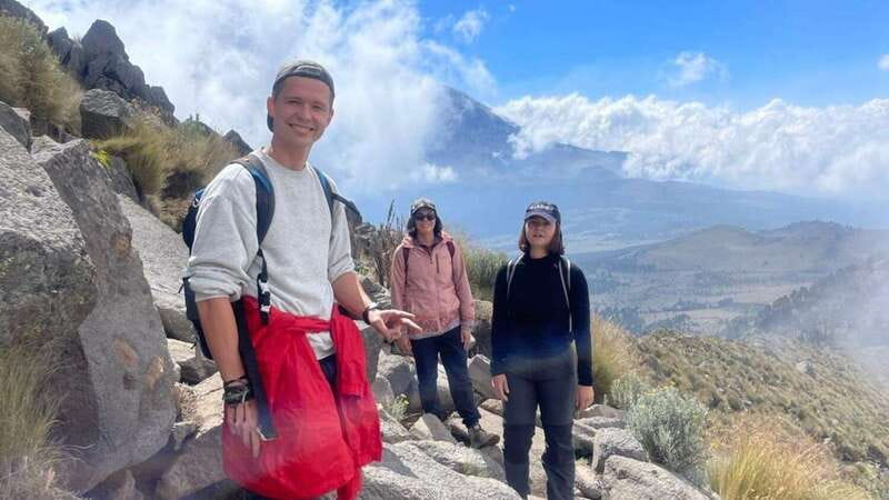 From Mexico City: Hike Iztaccihuatl Volcano with an Alpinist - The early drive to Paso de Cortés