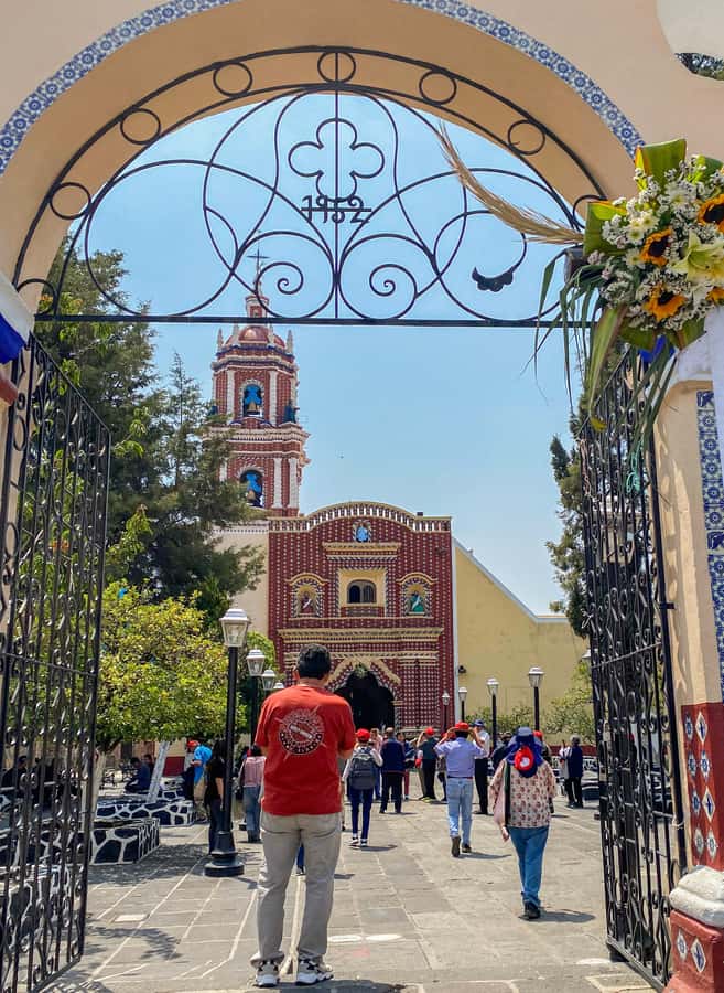 From Mexico City: One-day adventure: Puebla, Cholula, and Tonantzintla - Puebla’s cathedral, chapel, and tiled streets