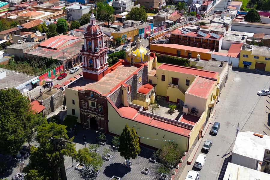 From Mexico City: One-day adventure: Puebla, Cholula, and Tonantzintla - Talavera pottery and the Parián Market