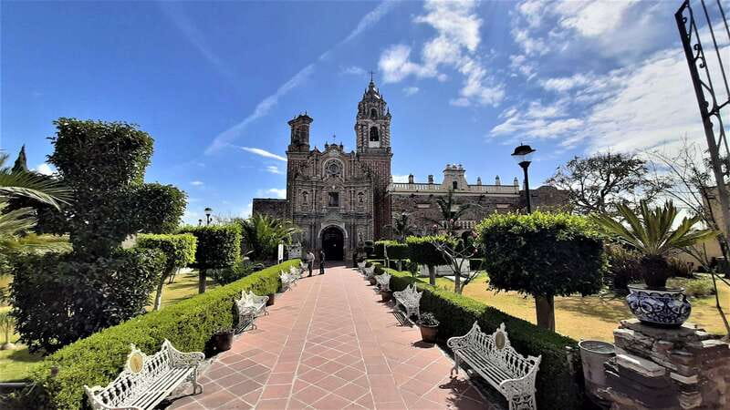 From Puebla: Cholula and Atlixco Magical Towns Tour - A Spanish-only tour that rewards preparation