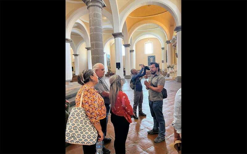 From Puebla: Guided Tour of Cholula - San Francisco Acatepec and San Gabriel Convent