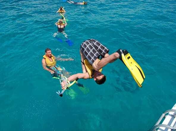 From Puerto Aventuras: Share Catamaran Tour - What the $125 price really buys you