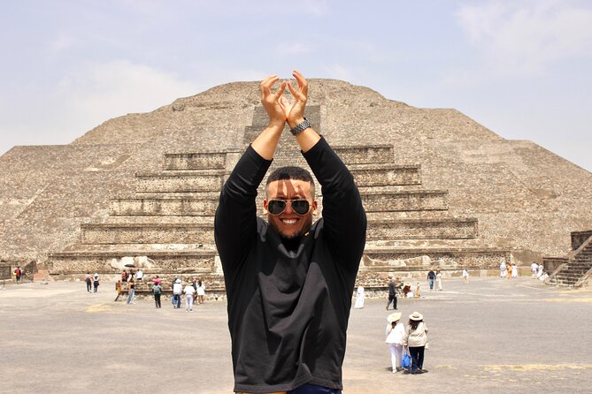 Guided Tour in Teotihuacan with Cave Breakfast and Transportation - Chocolate, cacao, and the final workshop