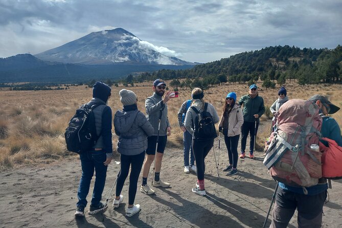 Hiking Excursion to the Iztaccíhuatl Volcano from Puebla - Guides who shape the day