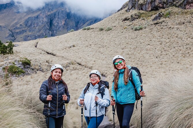 Hiking Tour on the Iztaccíhuatl Volcano from Puebla - What the hike is really like