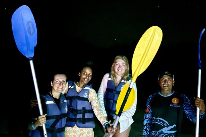 Holbox Kayak Bioluminescence Experience - Swimming through blue or green sparks