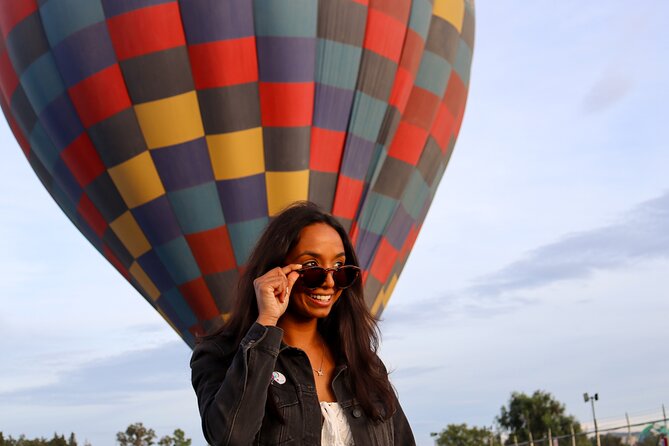 Hot air balloon ride with breakfast in Cueva from CDMX - Adding the pyramids after the balloon ride