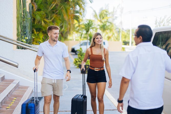 Huatulco Airport: Shared Transfer to/from Huatulco Hotels - Luggage limits deserve close attention