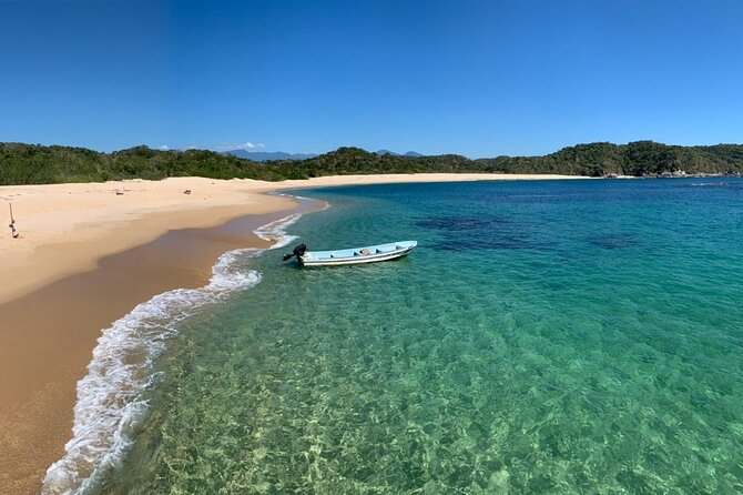 Huatulco Bahías Tour - Maguey and El Órgano, beach time with a restaurant stop