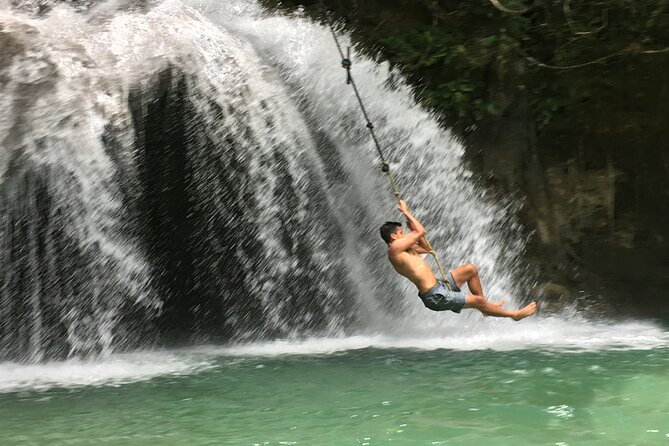 Huatulco's Mountain Waterfalls - Lunch in a coffee-growing community