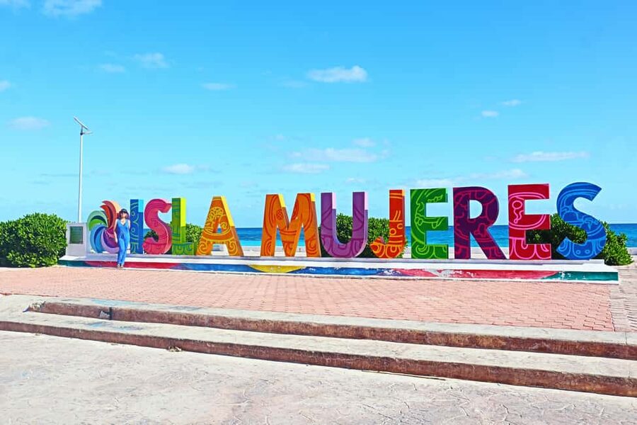 Isla Mujeres: Catamaran Ride with Open Bar, Snorkeling, and Lunch - Who will enjoy this day most
