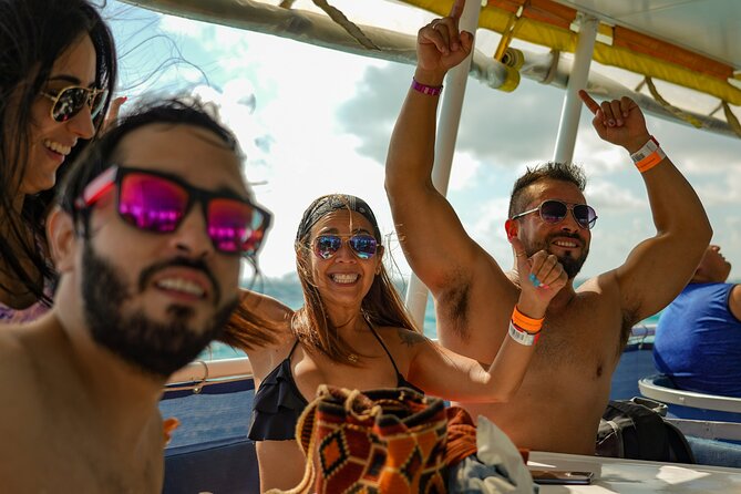 Isla Mujeres Island and Snorkeling Tour - Downtown Isla Mujeres and the Magic Town visit