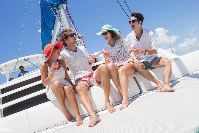 Isla Mujeres Luxury Sailing: Adults Only or Family Friendly - Sailing the Cancun coast