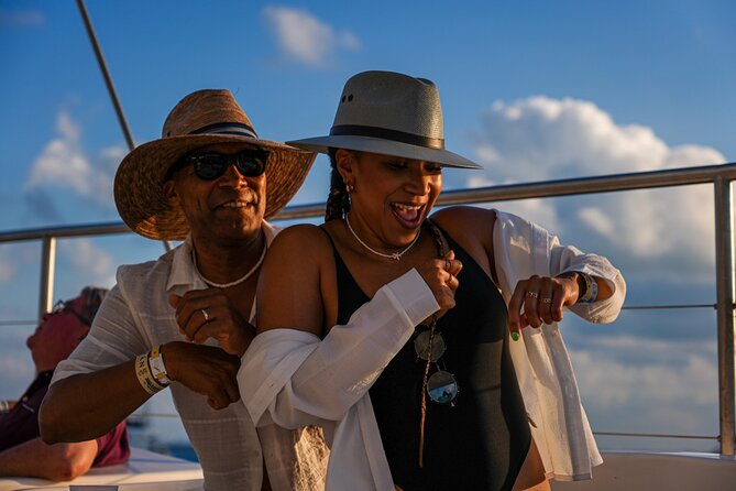 Isla Mujeres Sunset Cruise and Tour from Cancun - Getting the most from your evening