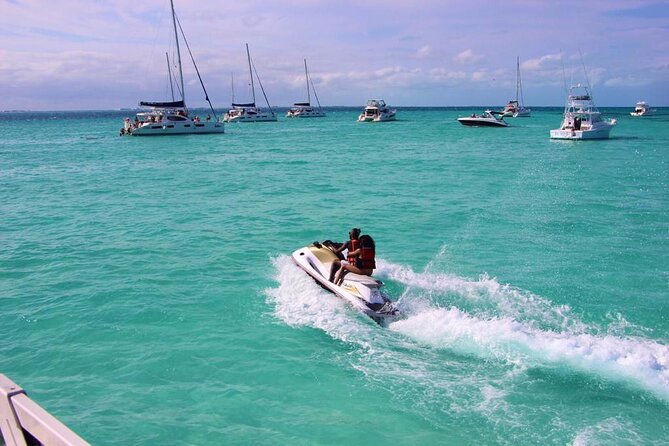 Jet Ski Rental in Cancun for 2 People - Who will enjoy this Cancun activity most?