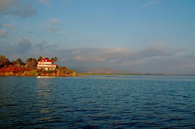 Jungle Coyuca Lagoon Boat Ride Experience & Baby Turtle Release - Barra de Coyuca and lunch by the water