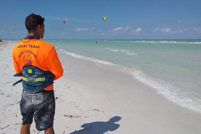Kitesurfing lessons in Isla Holbox - Weather controls the schedule