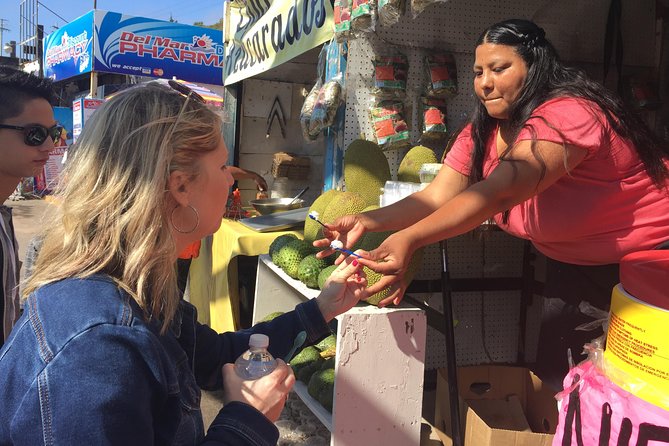 La Bufadora Tour in Baja California - Walking the market without losing your patience